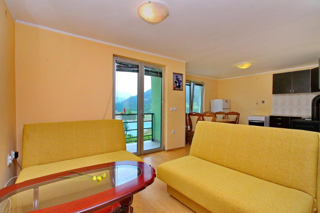 Tara Lake Apartments Jevtici Eksteriør bilde