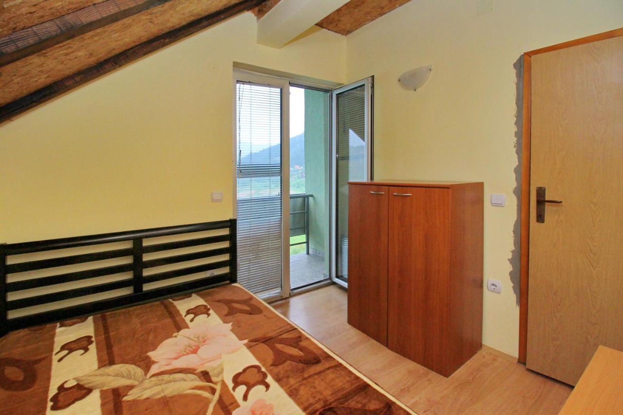 Tara Lake Apartments Jevtici Eksteriør bilde